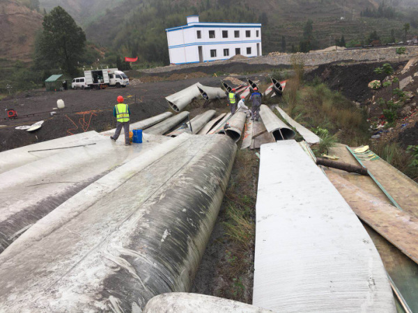 浙江運(yùn)達(dá)風(fēng)電貴州退役葉片回收處理現(xiàn)場