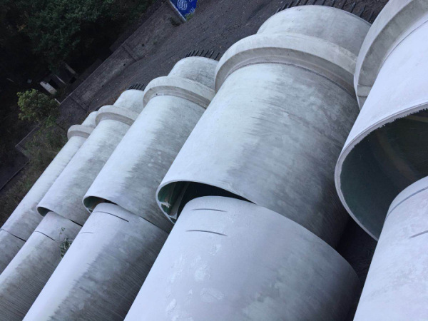 浙江運達風電貴州退役葉片回收處理現(xiàn)場