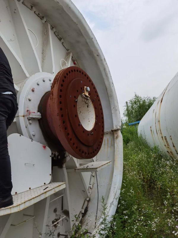 丹東退役機(jī)組、葉片處置現(xiàn)場