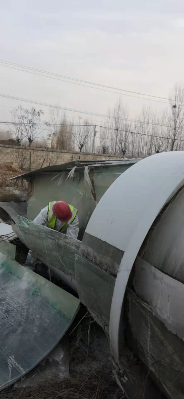 山東境內(nèi)退役葉片施工現(xiàn)場