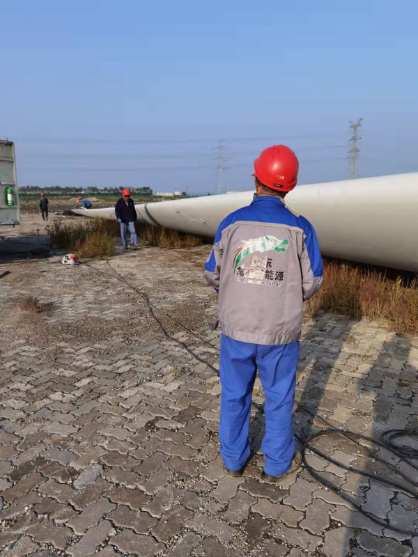 葉片回收處置現(xiàn)場