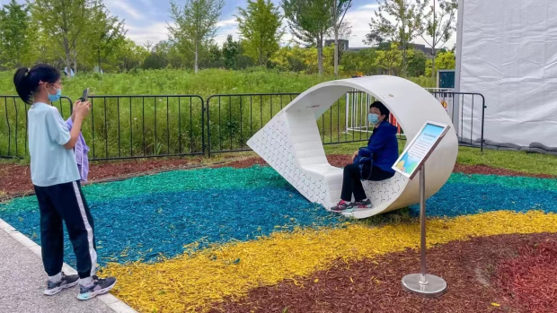 龍能新品參加2022年北京科技周